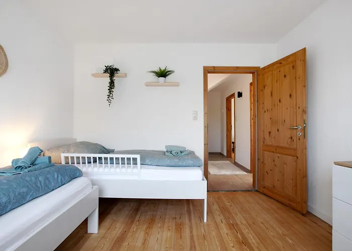 Erdgeschosswohnung * Westerdeichstrich